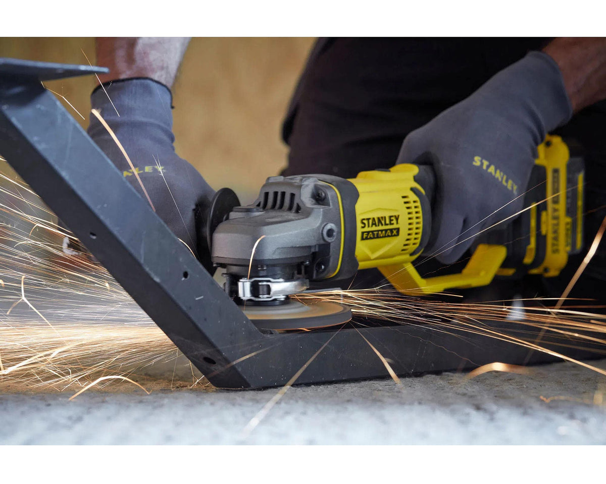 ESMERIL ANG. 4 1/2 STANLEY 20V SCG400M2K-B2 C/BA#