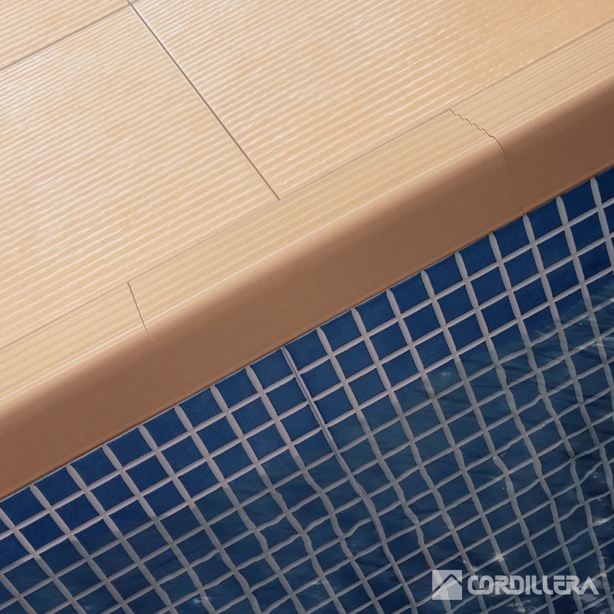 Ceram. 33*33 Acqua Blue 1.96mt*cj